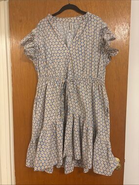 Anthropologie NWOT Blue and Cream Daisy Tie-Waist Dress